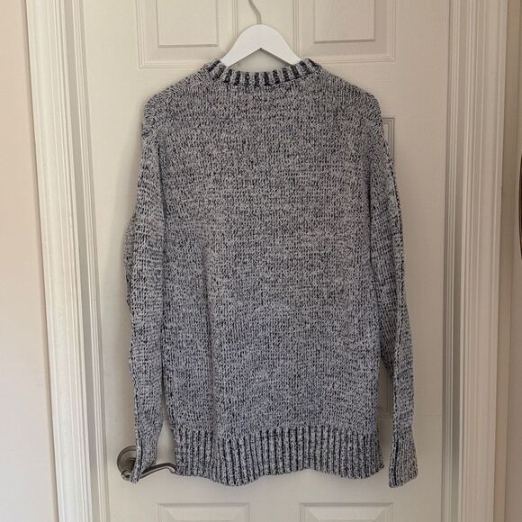 H&M Black and White Knit Sweater size medium - Picture 4 of 4